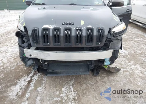 2016 Jeep Cherokee Latitude z USA, uszkodzony, nr VIN 1C4PJMCSXGW101148